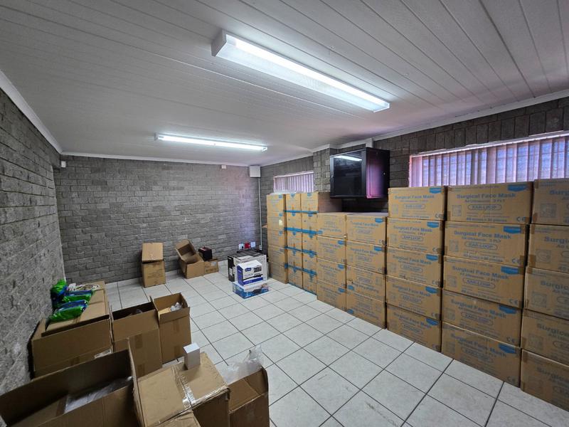 To Let commercial Property for Rent in Okavango Park Western Cape